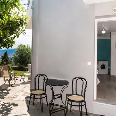 A&A Cozy Apartment Frini Apartman *